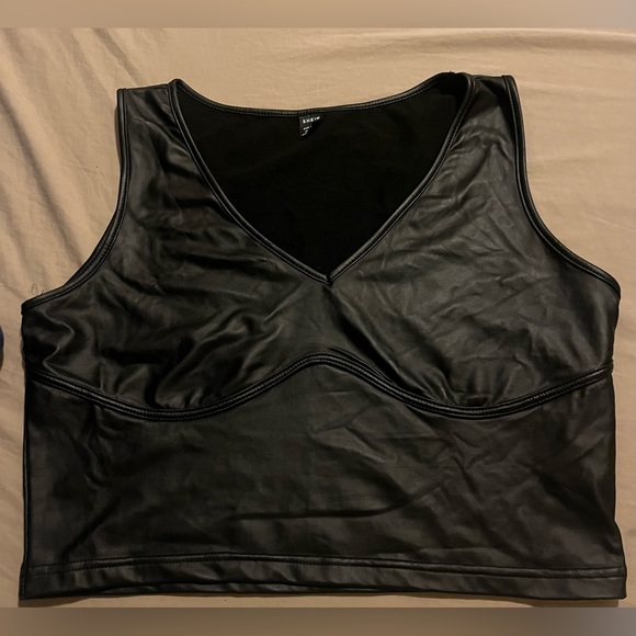 Shein Black crop Top - Picture 1 of 3